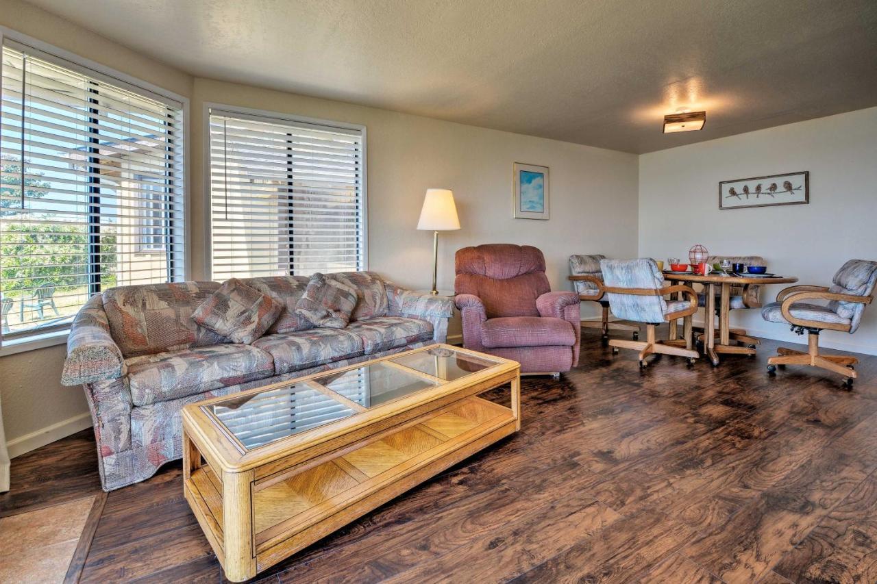 Smith River Vintage Cabin Oceanfront Deck And Views Exterior photo